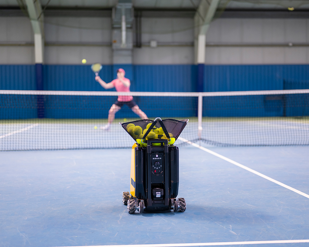 Moving tennis ball launcher - Image 2