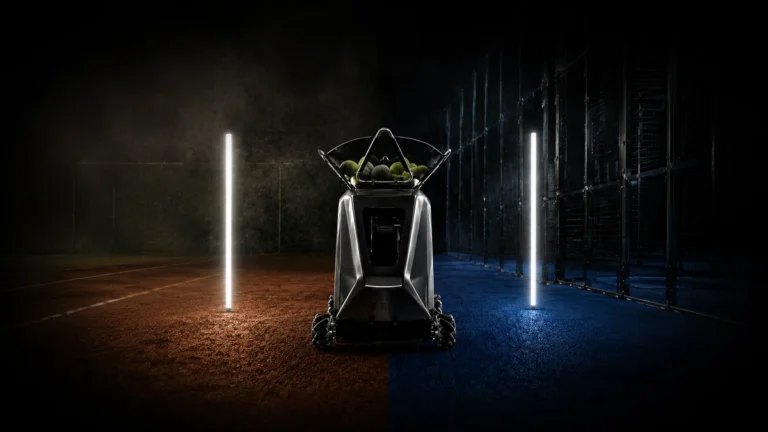 Silver Sportbot between a clay tennis court and a blue padel court